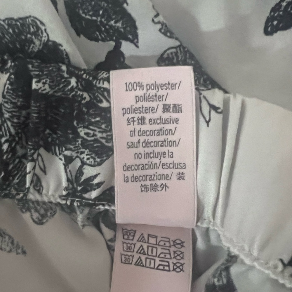 Victoria’s Secret Toile Silky Sleep Pants - Picture 5 of 6